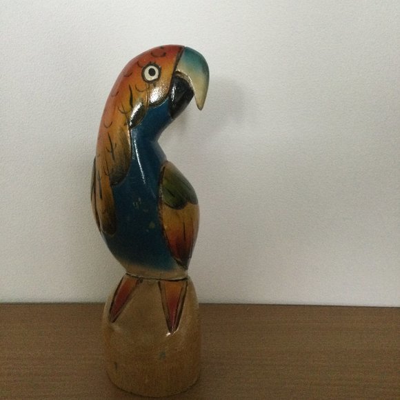 Two hand painted parrot figurines 8" & 4" tall wood and ceramic standing parrots - Picture 2 of 11